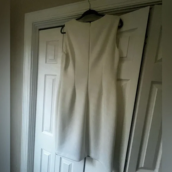 Calvin Klein sz 14 White Sheath Dress with Black Lace - Picture 4 of 6